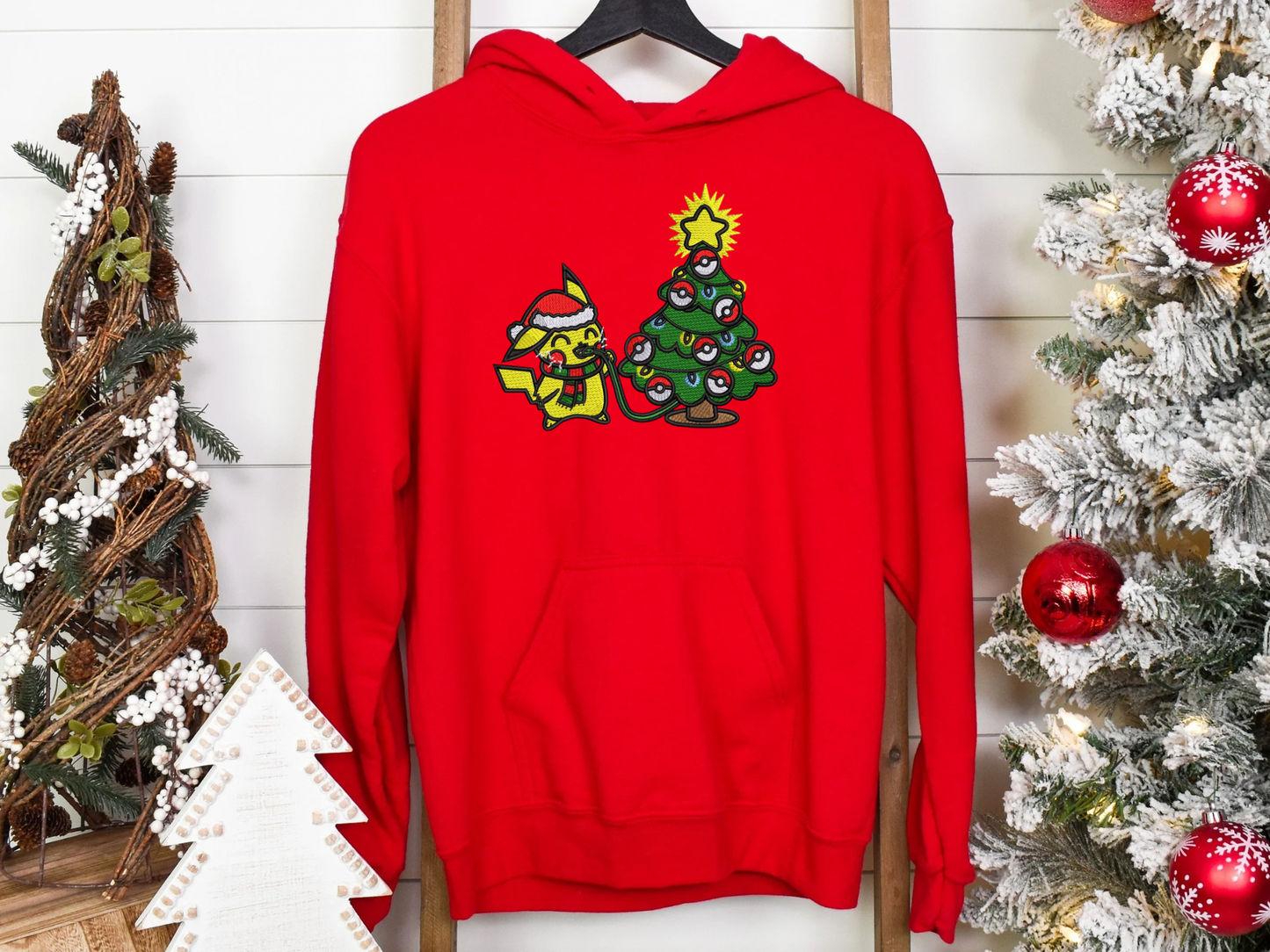 Pikachu x Xmas Tree (Youth)